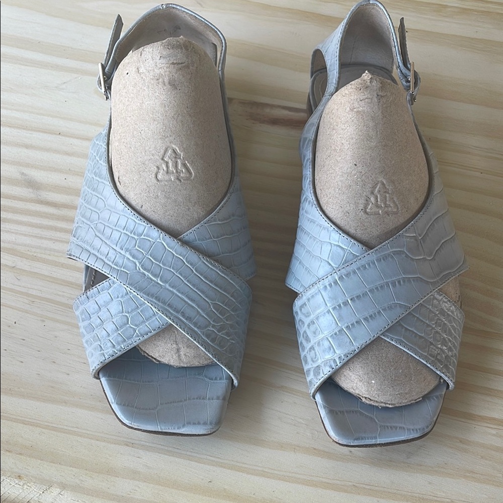 Theory Gray Crocodile Pattern Women's Sandals